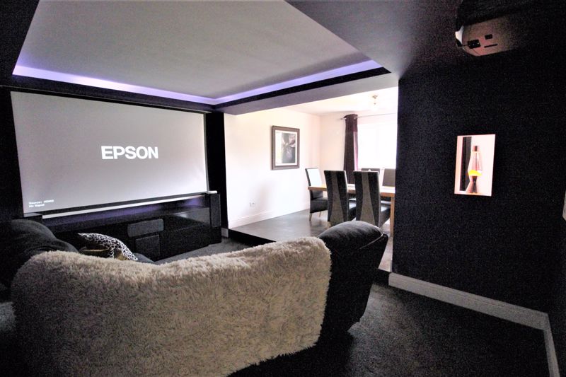 3 bed house for sale in Walesby Lane, New Ollerton, NG22  - Property Image 6