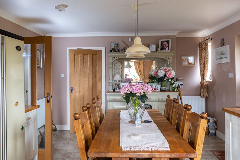 3 bed house for sale in New Hill, Walesby, NG22  - Property Image 6