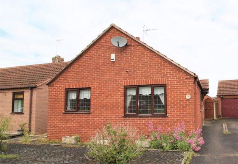 2 bed bungalow to rent in Woodhead Close, Edwinstowe, NG21, NG21