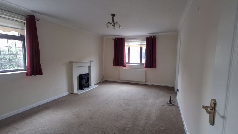 2 bed bungalow to rent in Woodhead Close, Edwinstowe, NG21  - Property Image 3