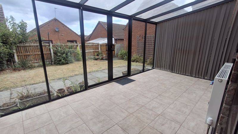 2 bed bungalow to rent in Woodhead Close, Edwinstowe, NG21  - Property Image 4