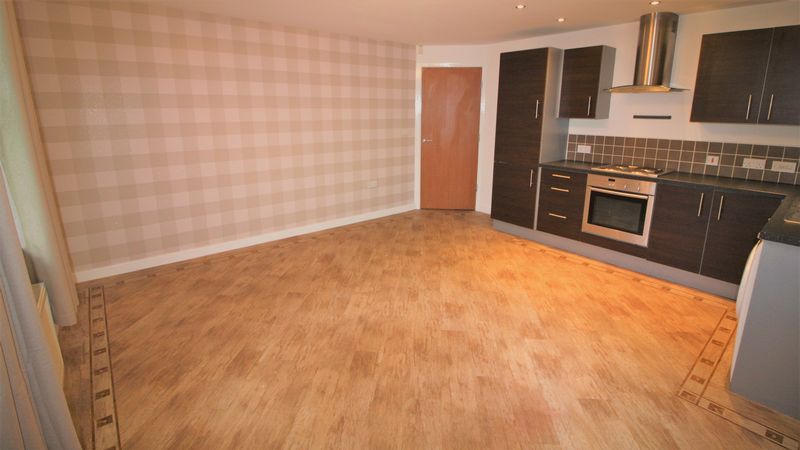2 bed flat to rent in Bath Lane, Mansfield, NG18 4