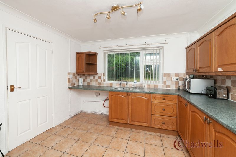 3 bed house for sale in The Markhams, Ollerton , NG22  - Property Image 2