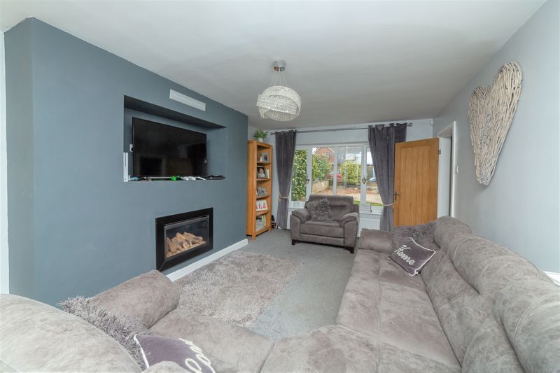 4 bed house for sale in Mansfield Road, Edwinstowe, NG21  - Property Image 13