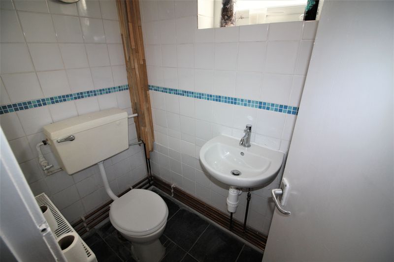 3 bed house to rent in Hallam Road, Newark, NG22 11