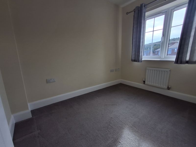 3 bed house to rent in Freya Road, Ollerton, NG22 9