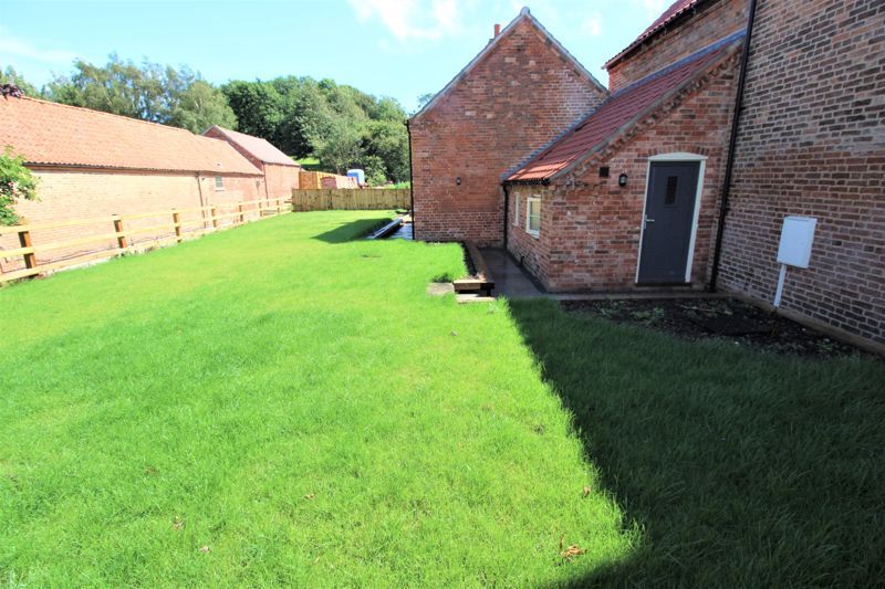 5 bed house for sale in Main Street, Kirton, NG22  - Property Image 18