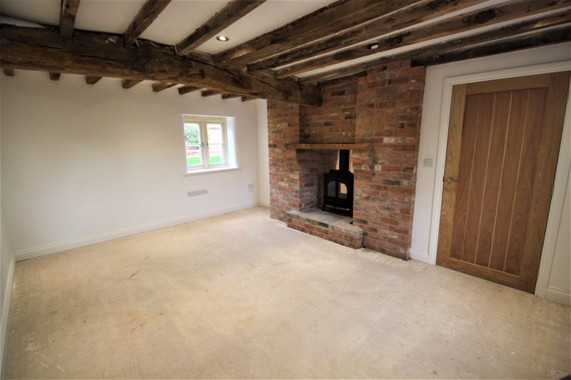 5 bed house for sale in Main Street, Kirton, NG22  - Property Image 5