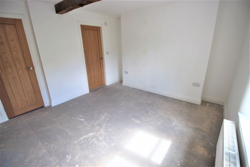 5 bed house for sale in Main Street, Kirton, NG22  - Property Image 8