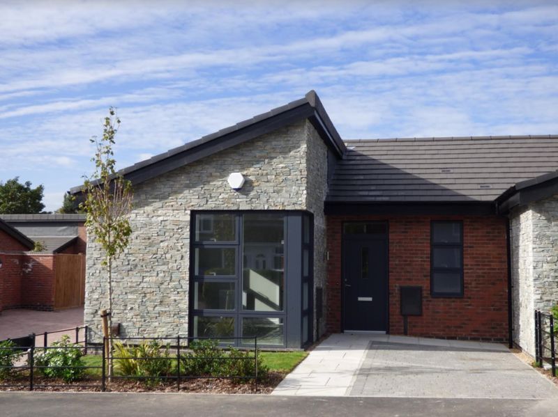 1 bed bungalow for sale in The Talmin Manvers Arms Mansfield Road, Edwinstowe, NG21  - Property Image 1