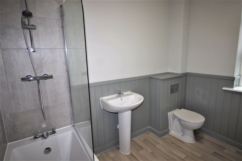 1 bed bungalow for sale in The Talmin Manvers Arms Mansfield Road, Edwinstowe, NG21 11