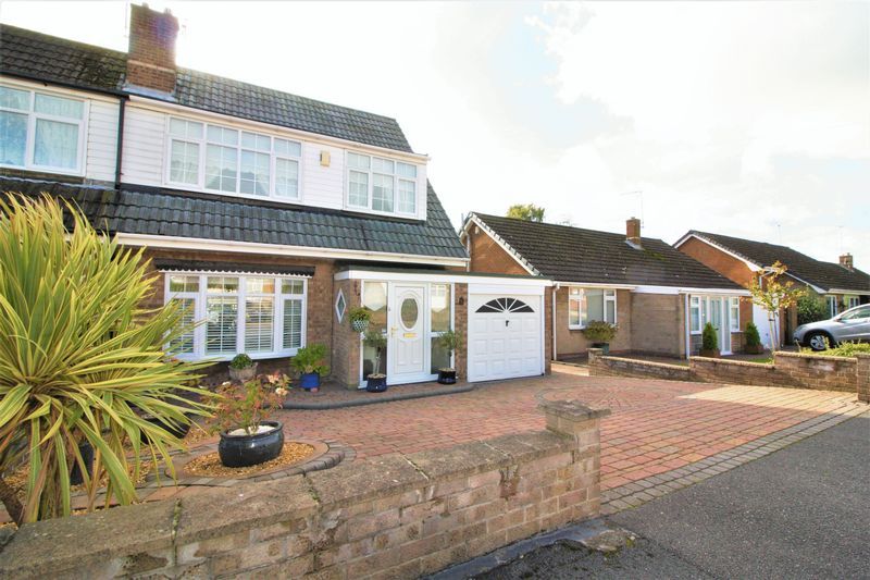 3 bed house for sale in Thoresby Drive, Edwinstowe, NG21 1