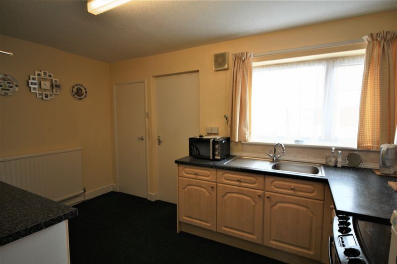 3 bed house for sale in Beech Avenue, Ollerton, NG22 3