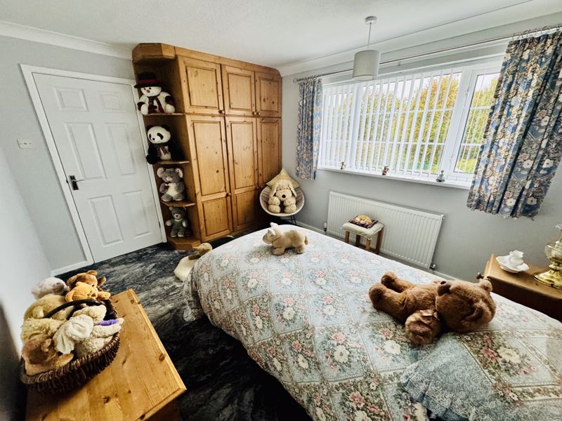 3 bed house for sale in Henton Road, Mansfield, NG21 16