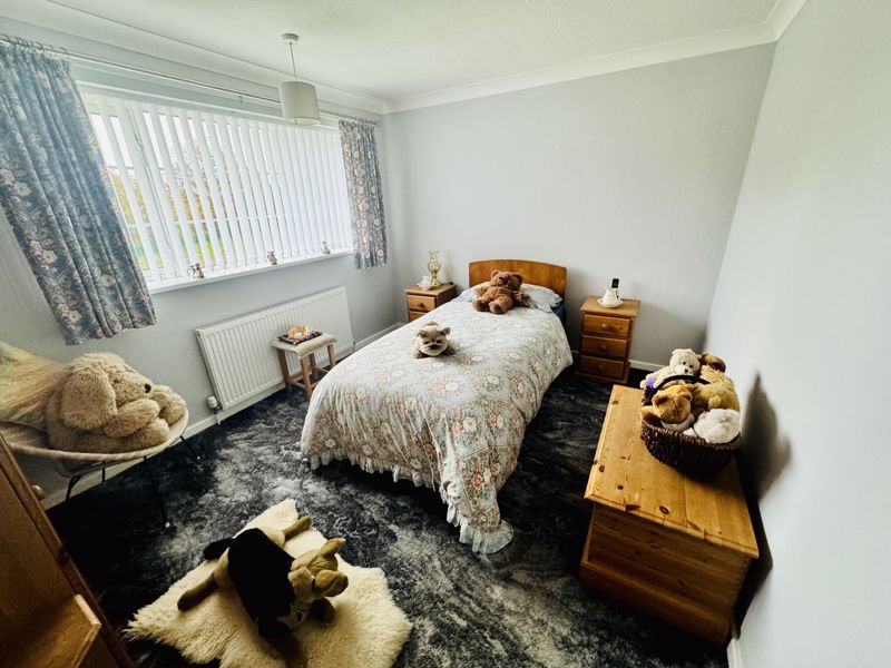 3 bed house for sale in Henton Road, Mansfield, NG21 17