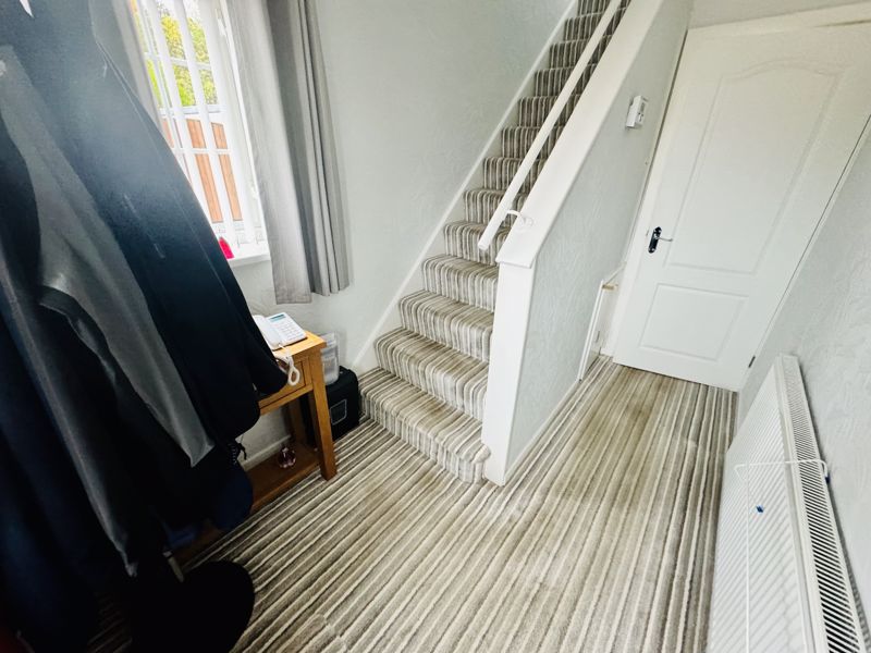 3 bed house for sale in Henton Road, Mansfield, NG21 10