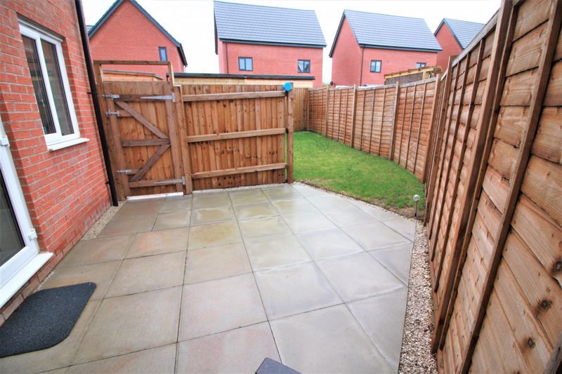 3 bed house for sale in Scarlet Way, Shirebrook, NG20  - Property Image 10