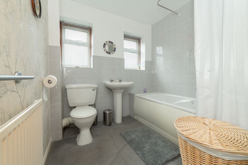 4 bed house for sale in Church Lane, Boughton, NG22  - Property Image 16