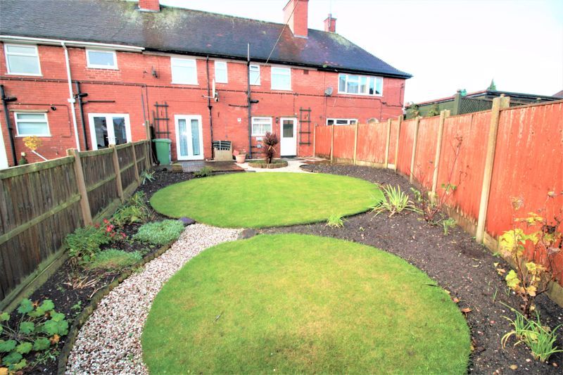 3 bed house for sale in First Avenue, Edwinstowe, NG21  - Property Image 11