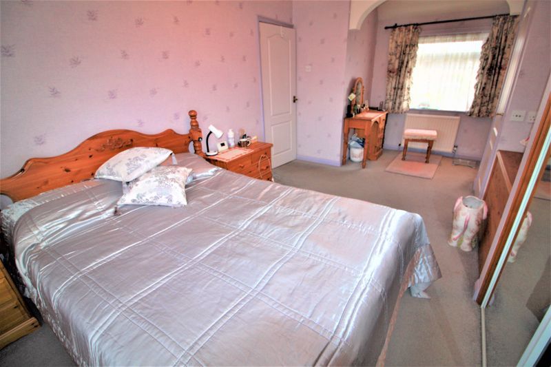 3 bed house for sale in First Avenue, Edwinstowe, NG21  - Property Image 6