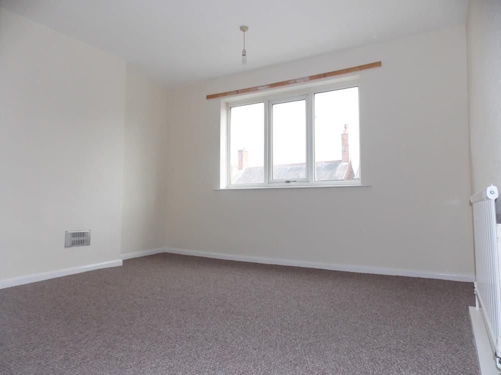 3 bed to rent in Ilkeston 5