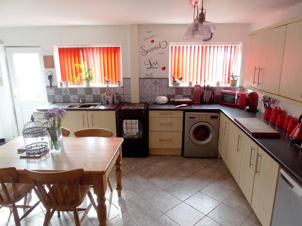 3 bed  for sale in Awsworth  - Property Image 6