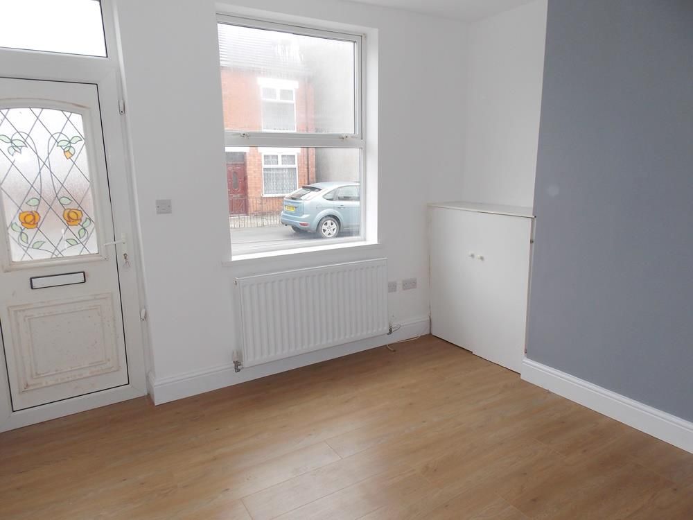 3 bed  to rent  - Property Image 2