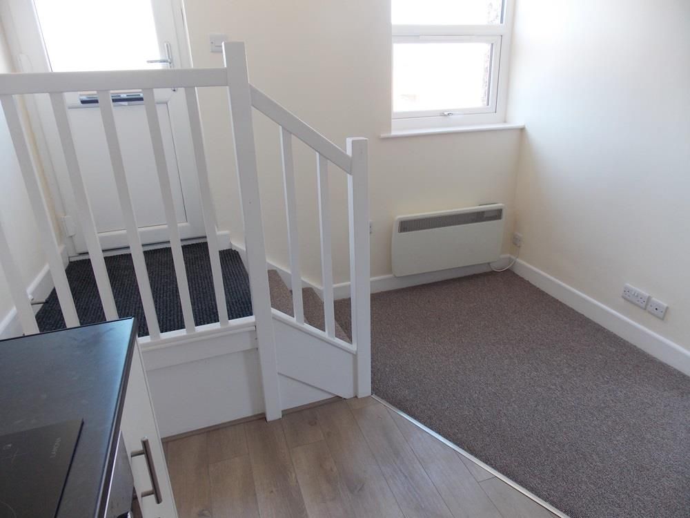 1 bed flat to rent  - Property Image 2