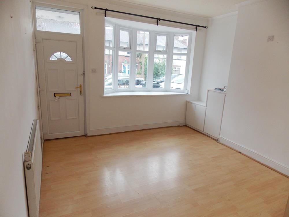 3 bed to rent 2