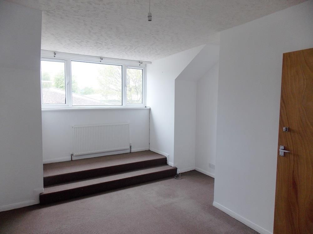 3 bed to rent 8
