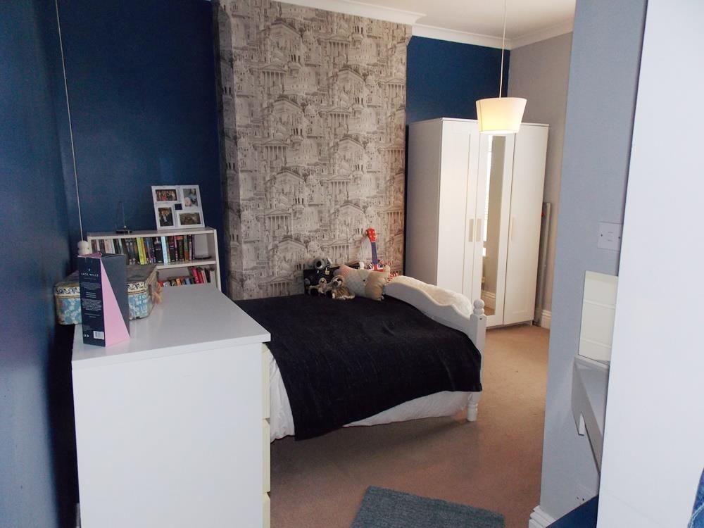 4 bed  for sale  - Property Image 19