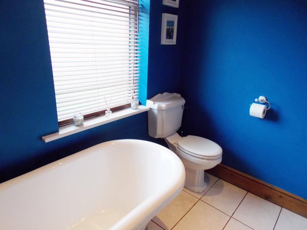 4 bed  for sale  - Property Image 24