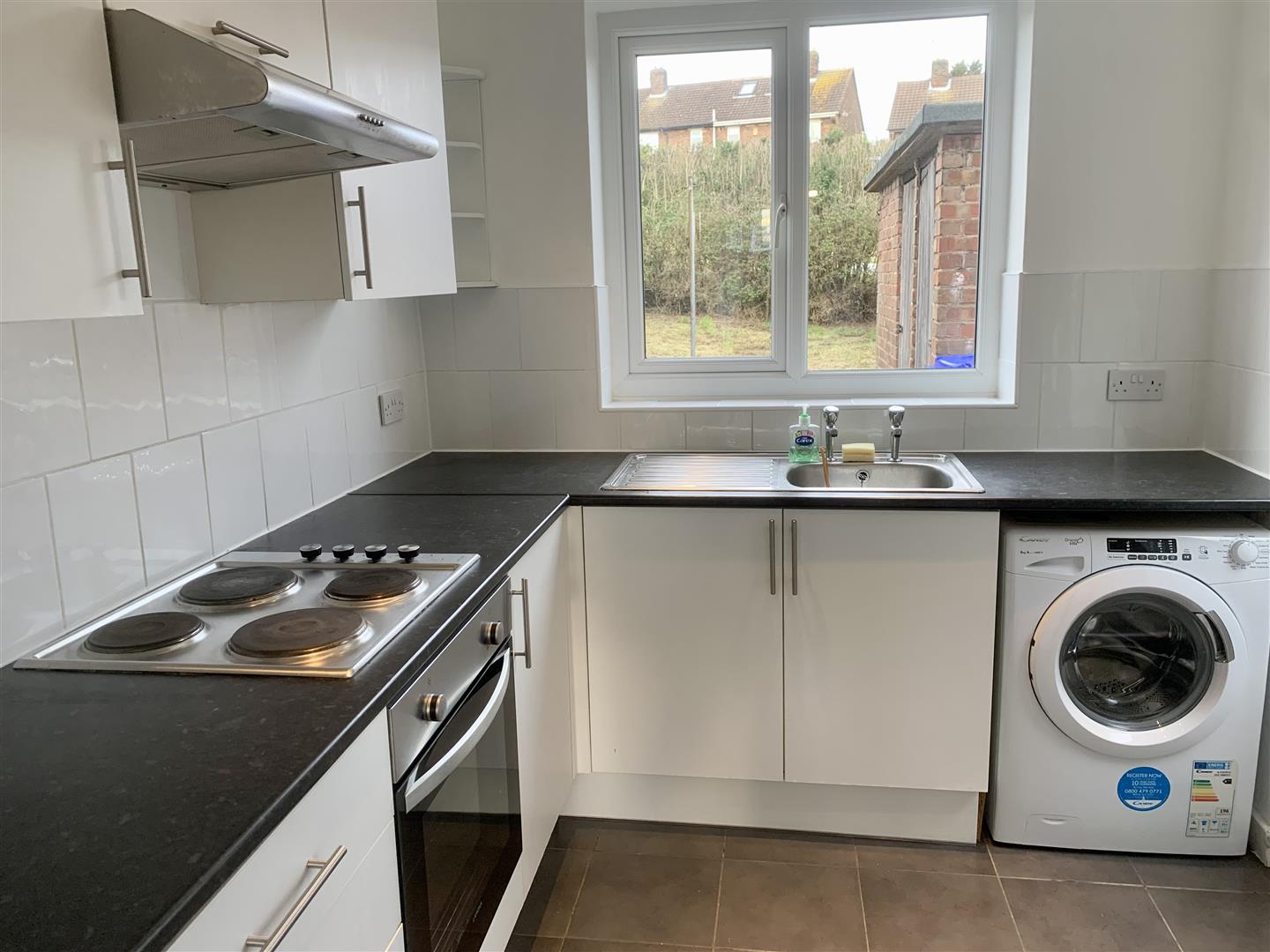 3 bed  to rent in Kirk Hallam 2