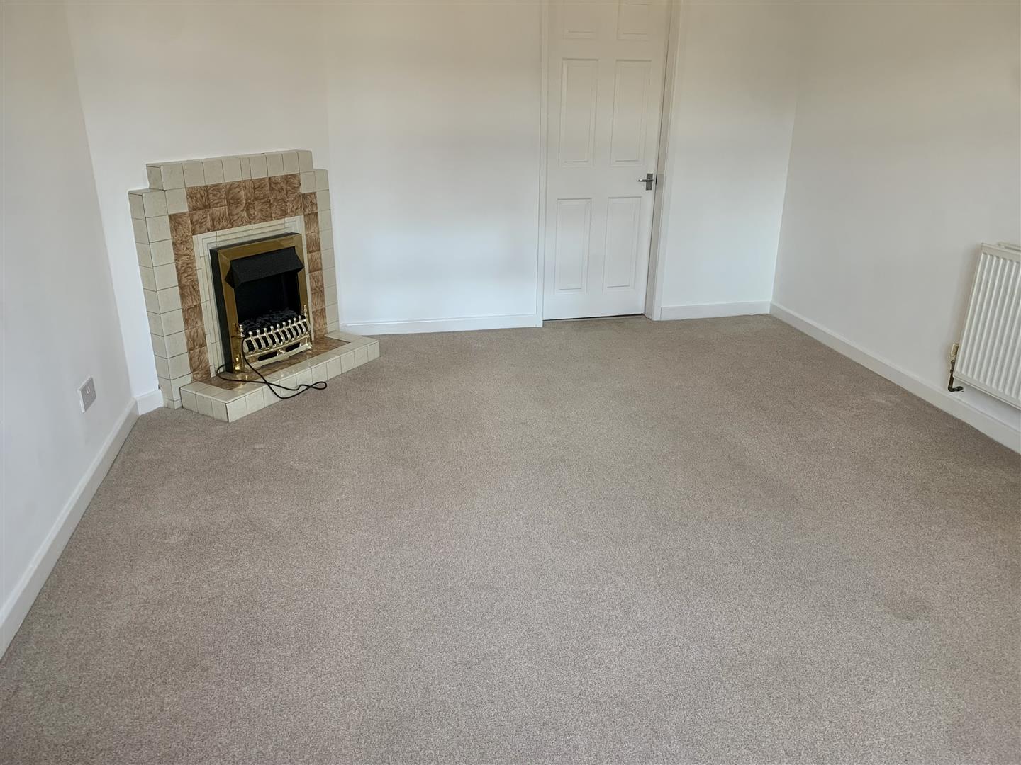 3 bed  to rent in Kirk Hallam 10