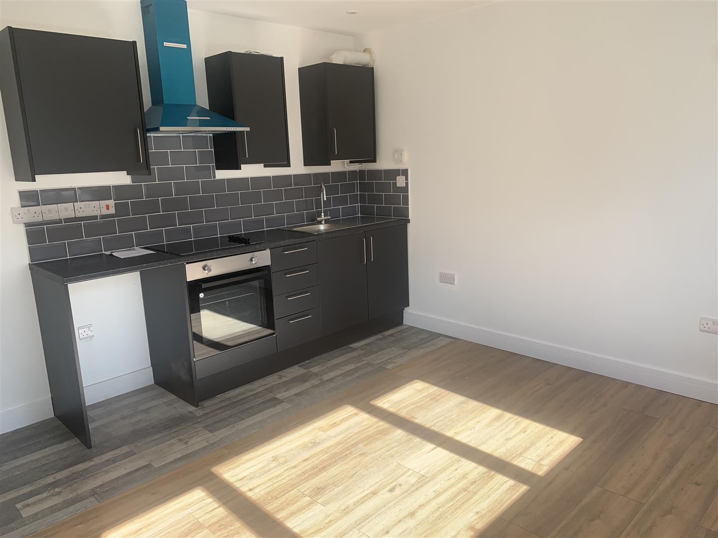 2 bed to rent, DE7