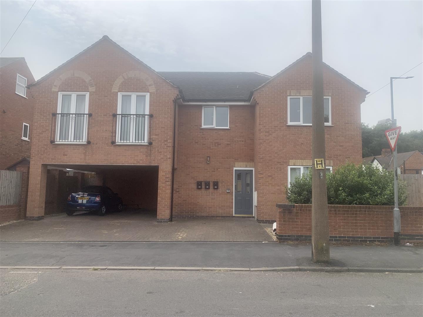 2 bed flat to rent in Ilkeston, DE7