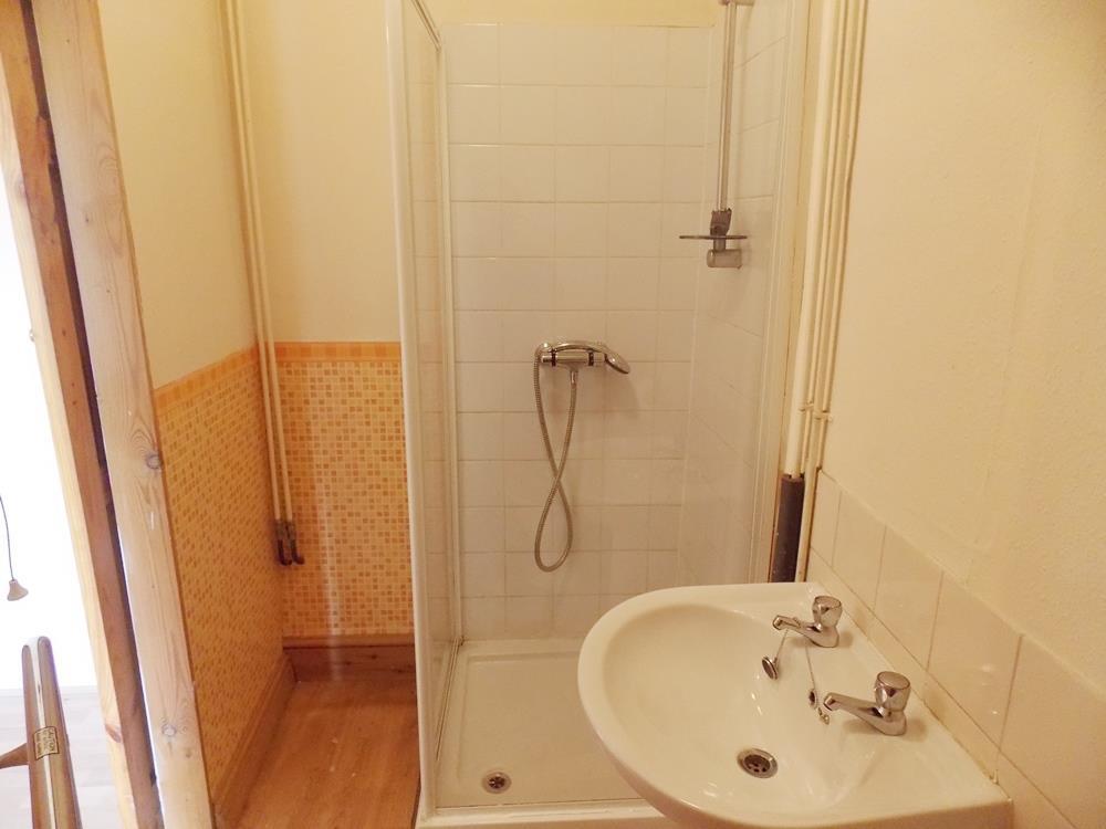 3 bed flat for sale in Ilkeston  - Property Image 9