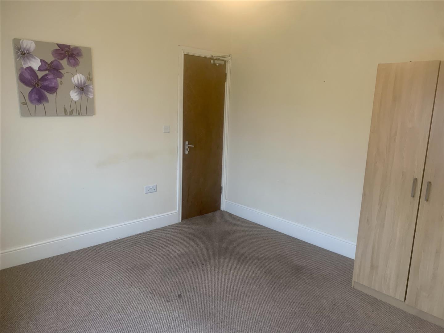 1 bed  to rent in Somercotes  - Property Image 3