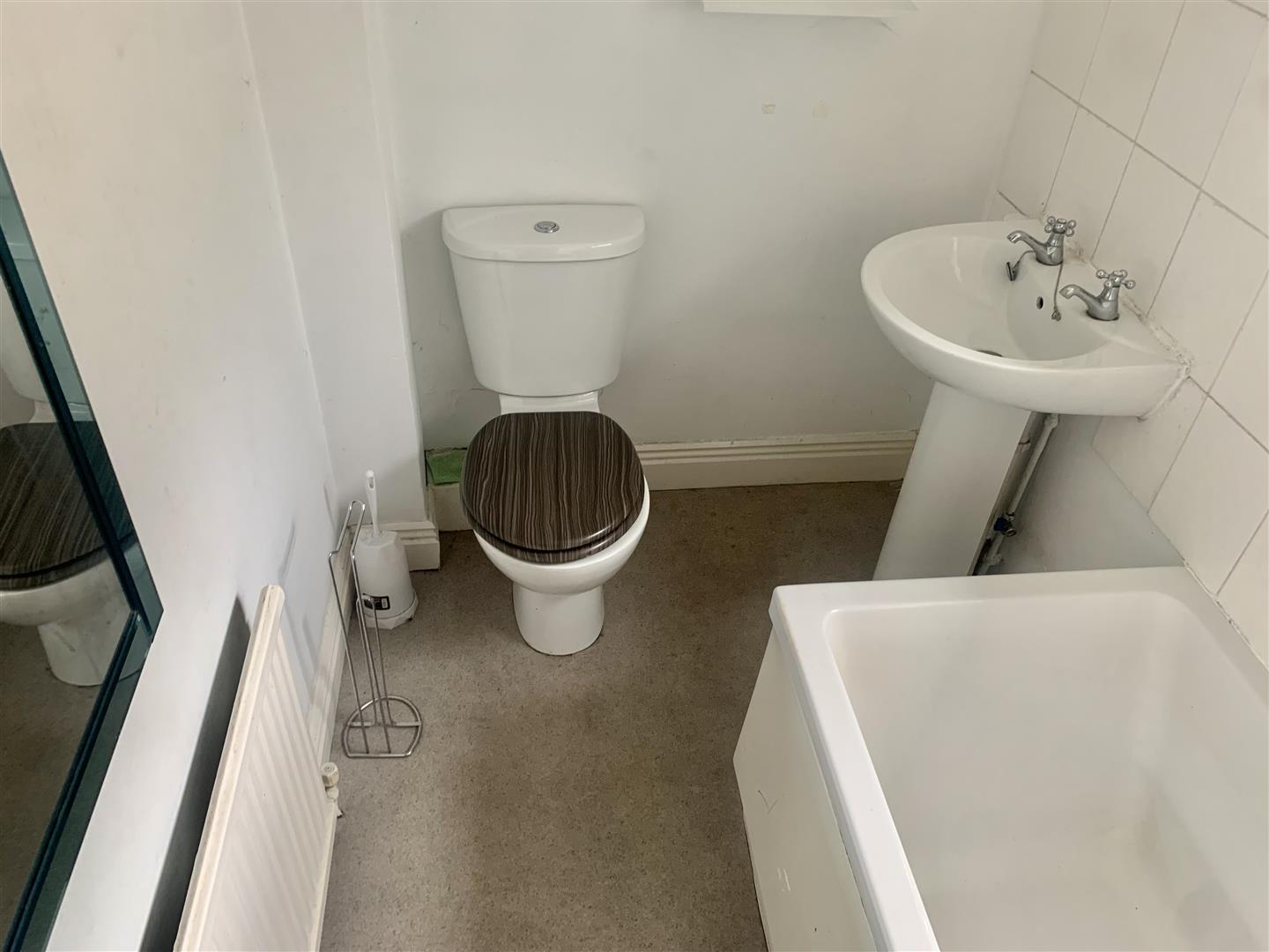 3 bed  for sale in Ilkeston 11