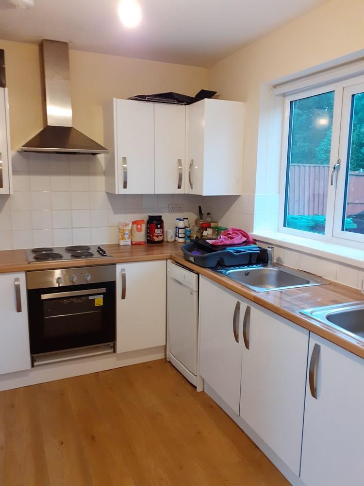 1 bed to rent in Somercotes 4