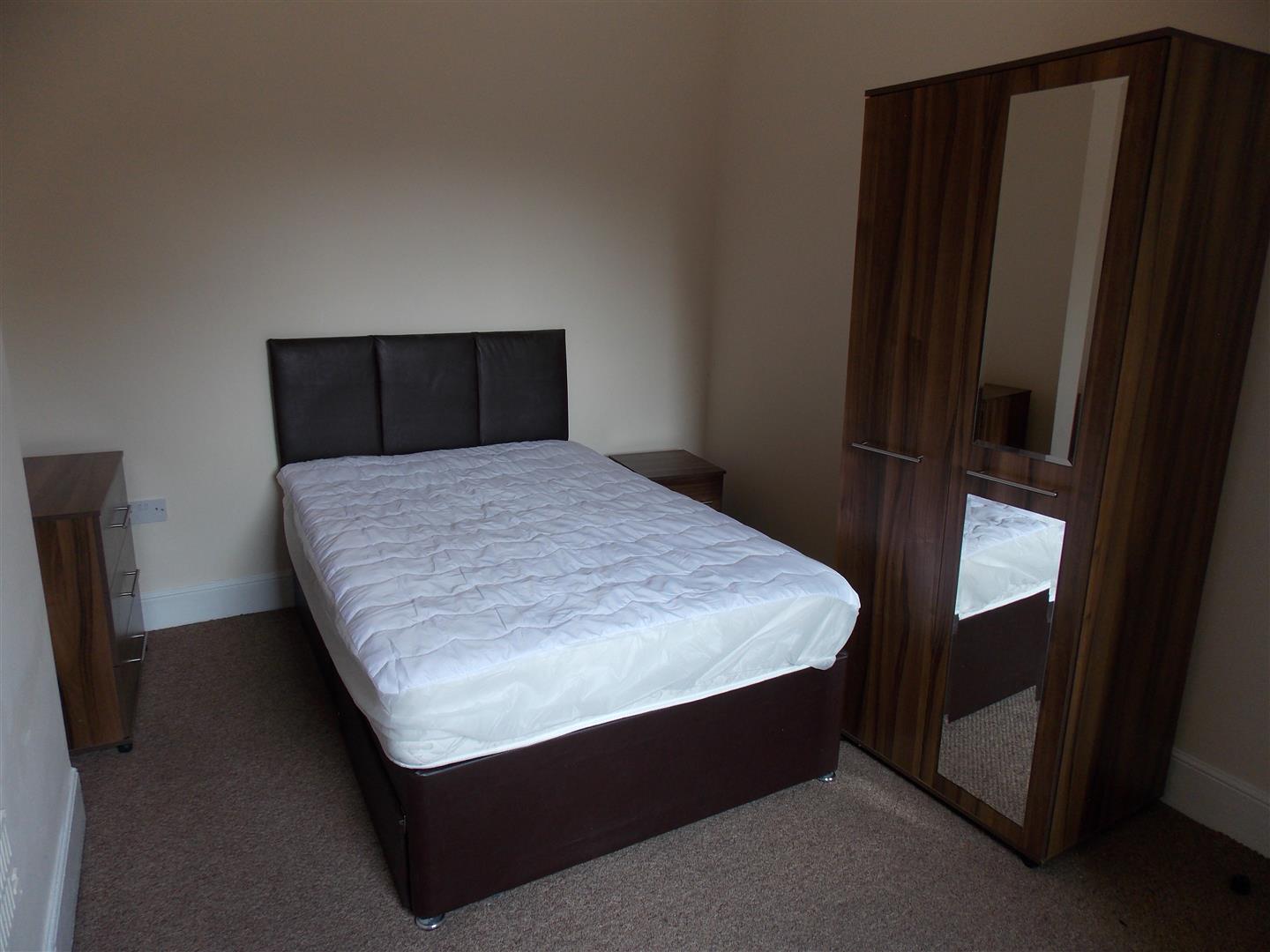 1 bed  to rent  - Property Image 1