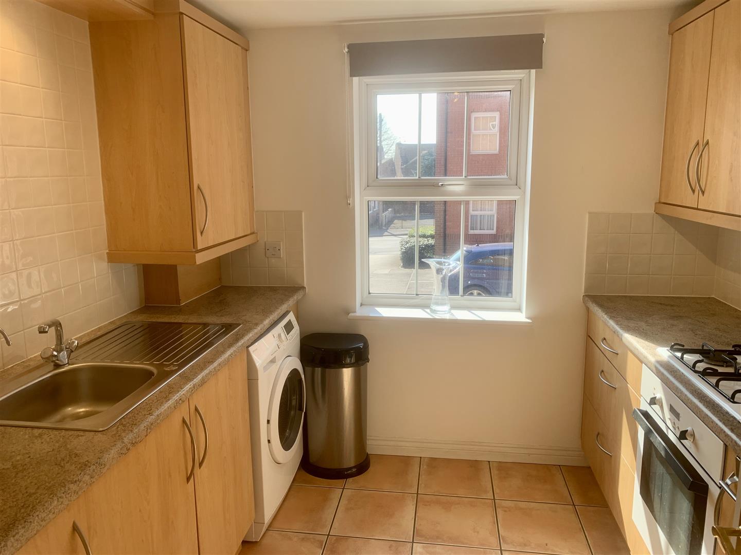 2 bed apartment to rent in Park Road  - Property Image 7