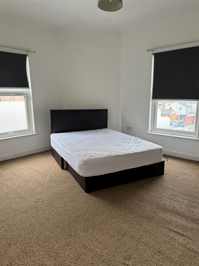 1 bed  to rent  - Property Image 4