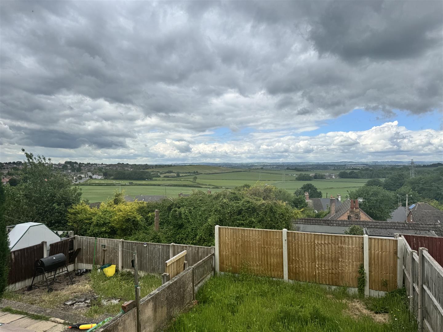 3 bed  to rent  - Property Image 2