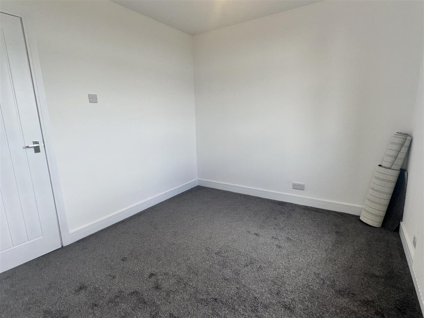 3 bed  to rent  - Property Image 11