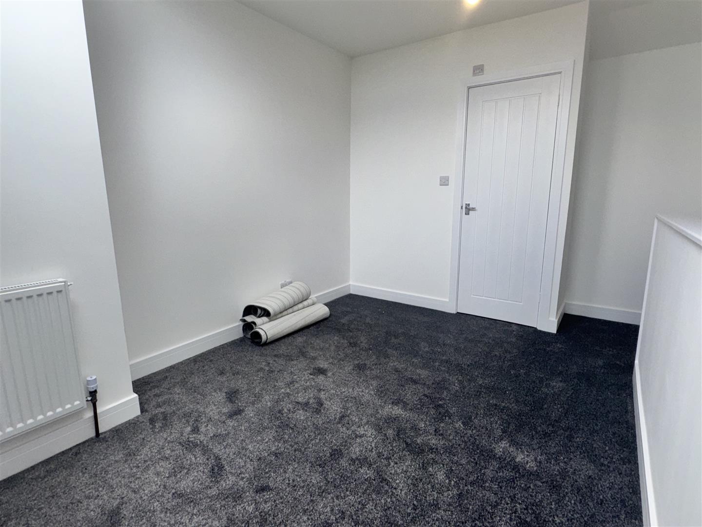 3 bed  to rent  - Property Image 12