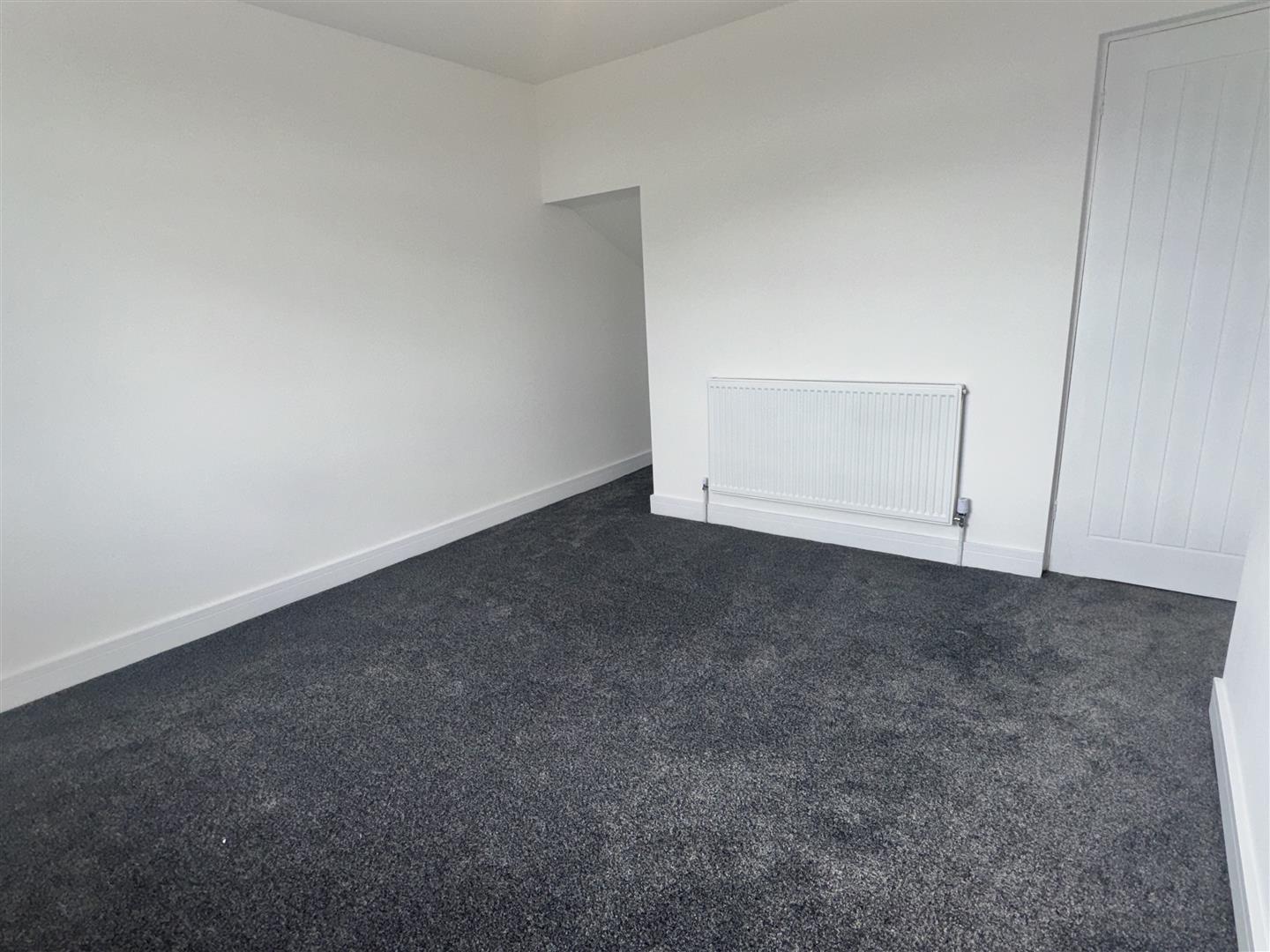 3 bed  to rent  - Property Image 9
