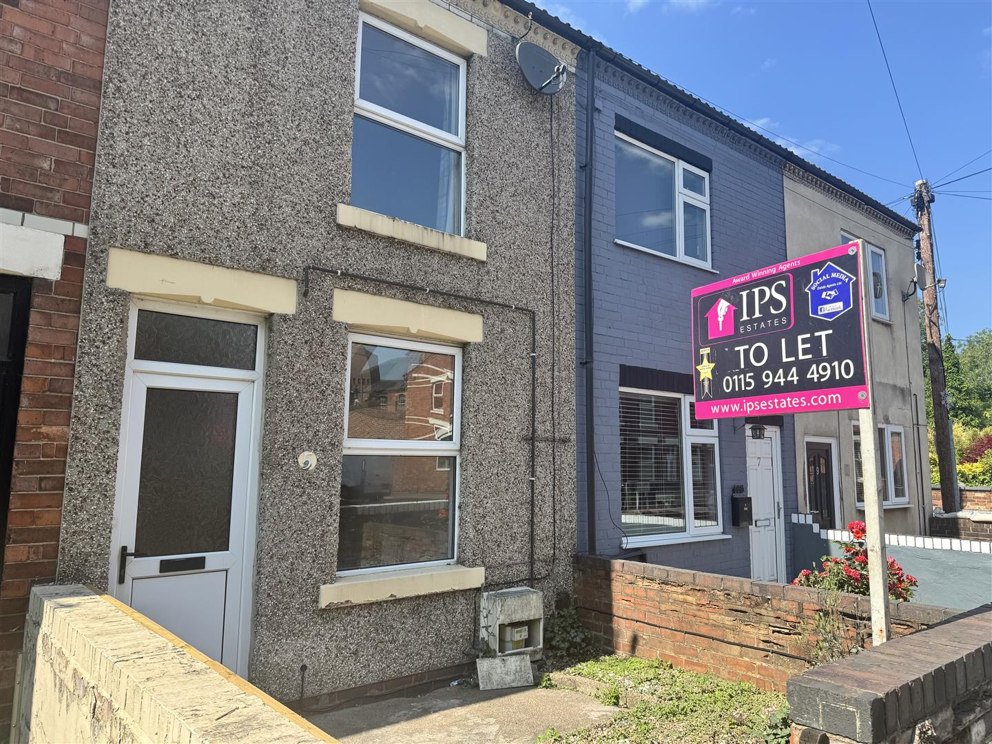 2 bed  to rent  - Property Image 8