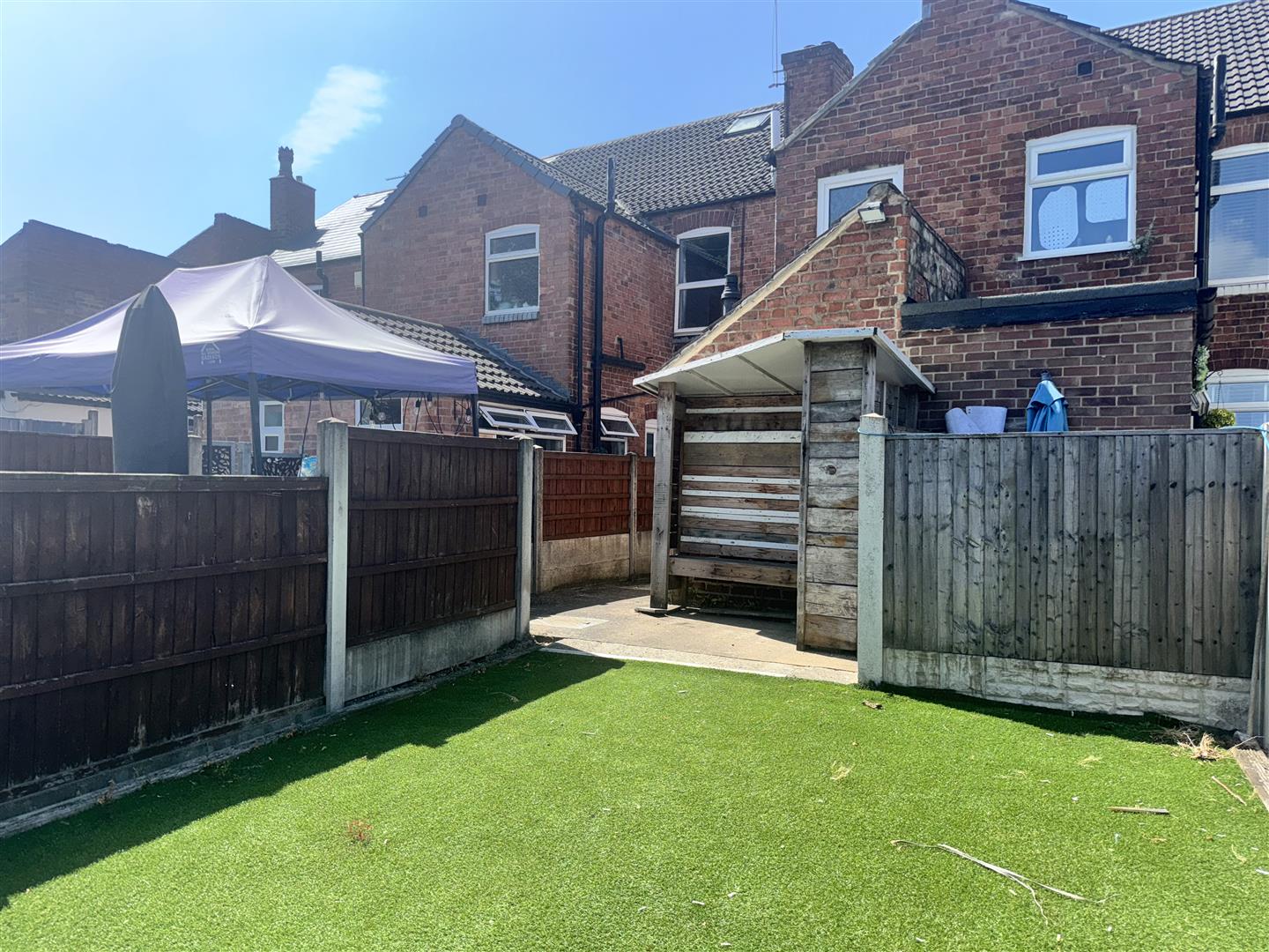 2 bed  to rent  - Property Image 11