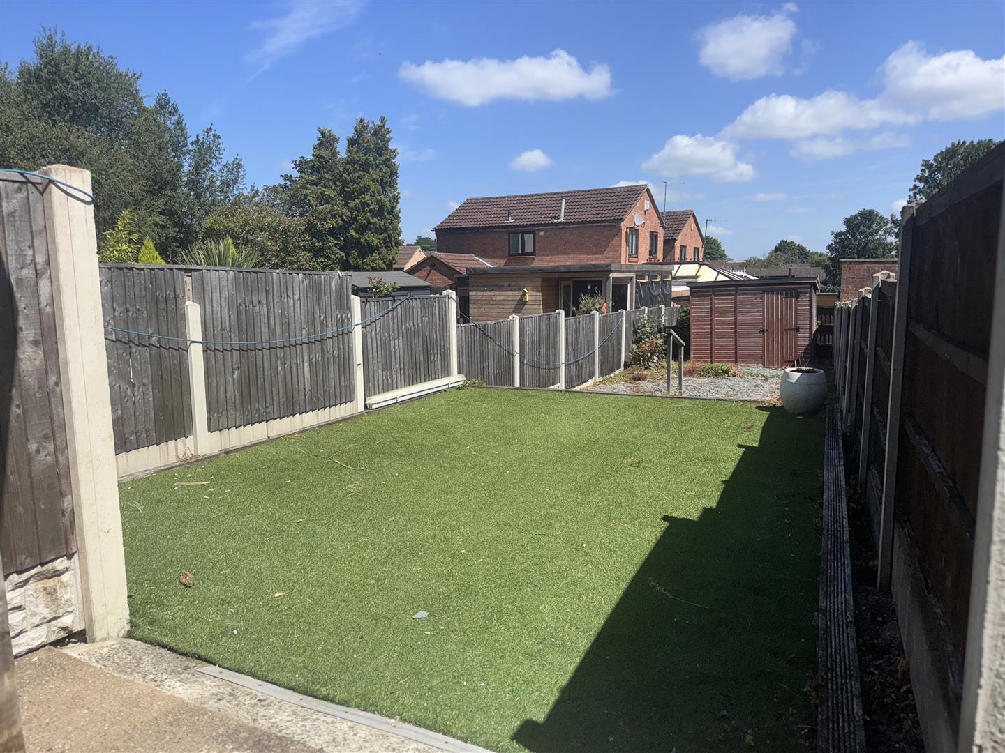 2 bed  to rent  - Property Image 10